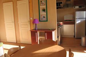 Meriva - Mobil home 4 personnes  (04)