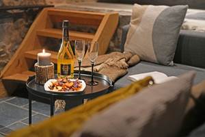 ®GitesLaFermeduParc_apero_fournil