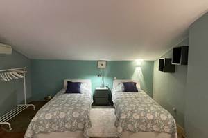 CHAMBRE DORTOIR AQUA-ROSE lits aqua MF