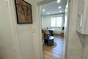couloir donnant sur le salon
