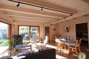 ecogite-chorges-hautes-alpes-chalet-lumineux