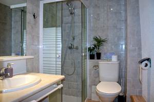 salle_de_bain_4_compressee