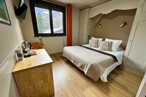 Hotel Bagnères de Luchon St Mamet Pyrénées La Rencluse