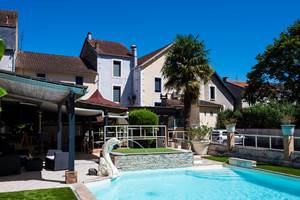 Piscine vue arrière 1