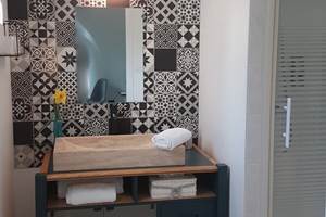 vacances-famille-chambre-hotes-avec-piscine.jpg