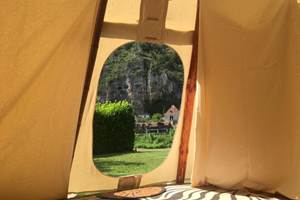 La vue depuis l'un de nos Tipi traditionnels