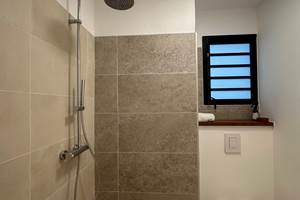 Salle de bain PMR