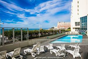 Piscine Victoria Surf Ph. Victoria Management