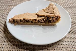 tarte-aux-noix-saisonnee-dessert-aveyron-table-hotes-centres