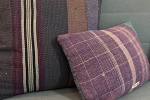 PETIT SALON 2E`ME E´TAGE de´tail coussin MF
