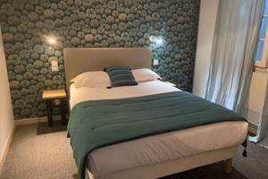 CHAMBRE 6 LUMIERE