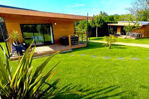 Chalets Baobab - vue extérieure d'ensemble