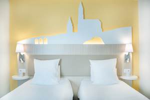 Saint Sauveur chambre 2 lits deco
