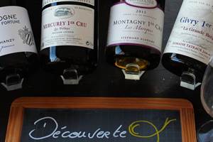 Vin chez Bed and Bourgogne - chambres d'hôtes à Messey-sur-Grosne