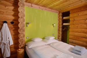 4258 La Balmette chambre