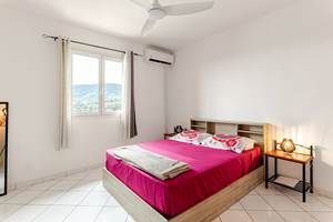 T3 chambre 1 sur impasse, climatiseur, ventilateur, lit 2 places