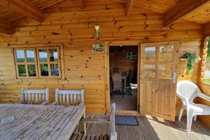 camping-la-perle-creuse-chalet Florida-terrasse
