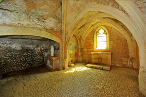 Chapelle troglodytique de la Madeleine