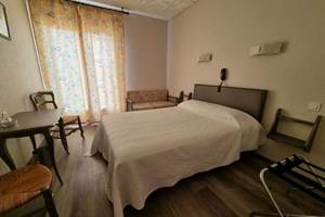 chambre-grand-lit