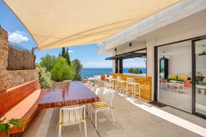 18 Oliveres Patio Bar exterieur