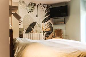 Gi^te Maud Neuprez. 10-25 BOOKING HD-5