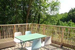 terrasse en hauteur pour observer les animaux ...