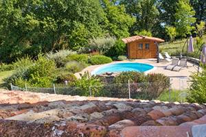 La piscine et son environnement,