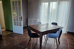 Le Quai d'Neuf — Gîte de groupe en Creuse (15 personnes) - 2ème salon - espace jeux