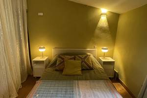 CHAMBRE OLIVE 2E`ME E´TAGE lit MF