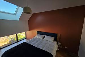 Gîte le Granit des Champs - Mainsat - Chambre double 1er étage avec salle d'eau