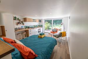 casa-mypi-studio-sous-bois-queensize