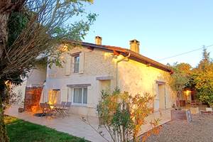 Gîtes, chambre d'hôtes et table d'hôtes gastronomique à Casteljaloux Lot et Garonne, piscine, jacuzzi et spa
