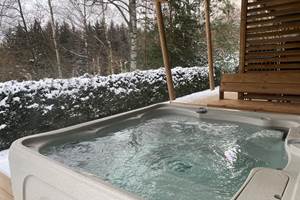 Spa privatif en hiver chauffé à 38°C