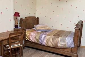 CHAMBRE LE TENDELIN LIT2