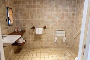 chambre-hotel-double-PMR-6