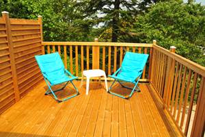 ©sandraHermens - Terrasse suite parentale Gite Pen Armor Camping Duguesclin