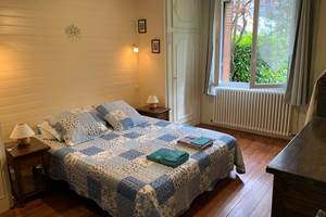 Lit chambre bleue