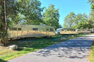 Camping La Perle_Caravanes US