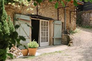 Accès par l'extérieur de la chambre double de Belle Epine