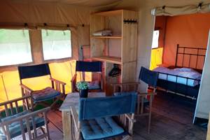 camping-la-perle-creuse-tente-safari-salon2