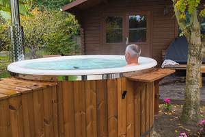 Bain nordique avec buses de massage La Fleche