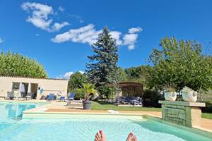 8e9415c7-244d-4358-bc2f-fcdd2aa10b7d