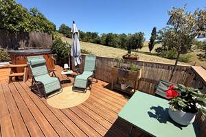 Terrasse spacieuse aménagée
