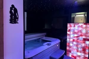 love-room-eden-de-roques-spa