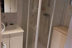 LE-GITE-DE-NADINE-Salle-De-Bain