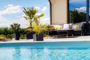 Vue sur piscine