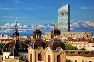 vue-panoramique-lyon-tourisme-culture-charly-auvergne-rhone-alpes