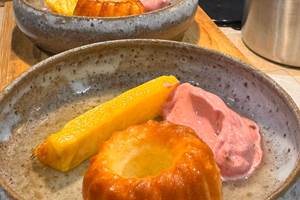 Baba au rhum glace à la rose