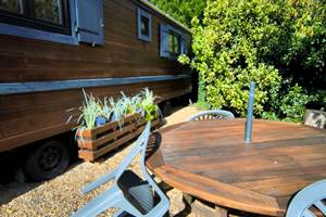 terrasse-roulotte-sarthe-zoo-la-fleche