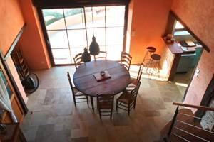 Coin repas vu de la mezzanine